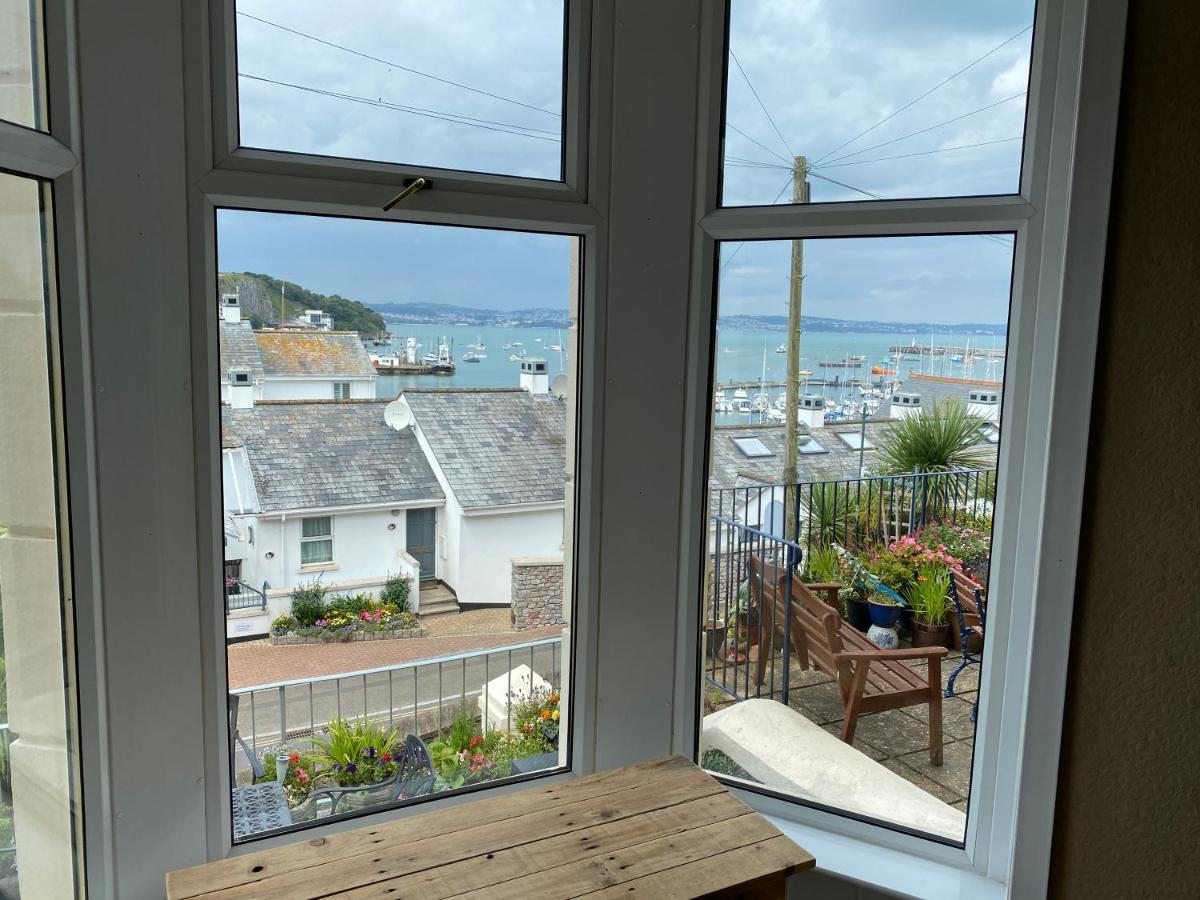 Lobster Pot Apartment With Stunning Harbour And Sea Views And Free Parking For One Car & Pet Friendly Brixham Exterior foto